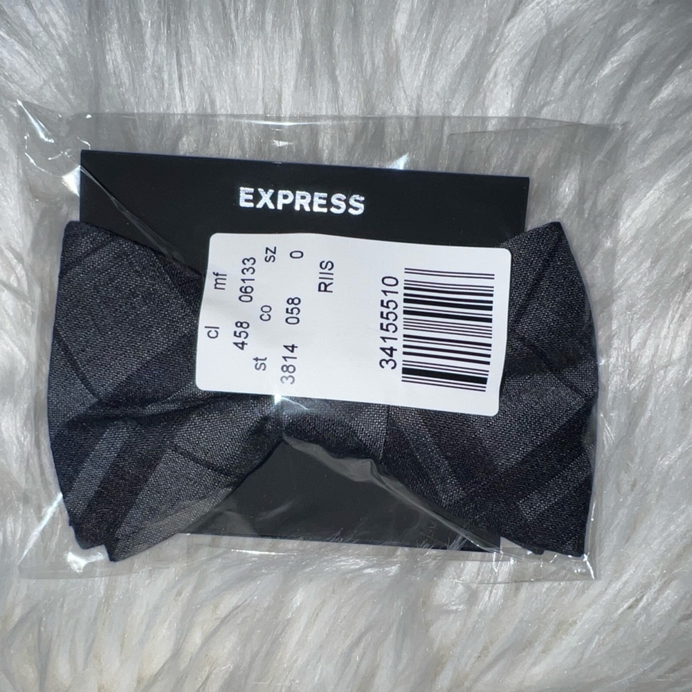 Express bow tie